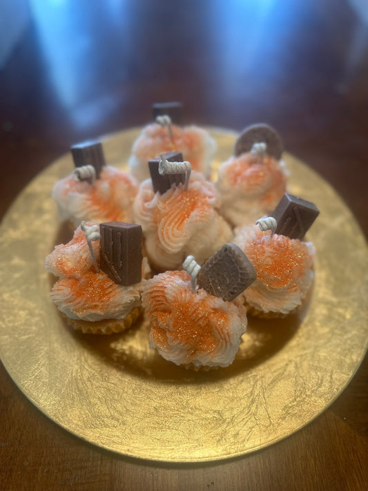 "Salted Caramel Cupcakes" Candles